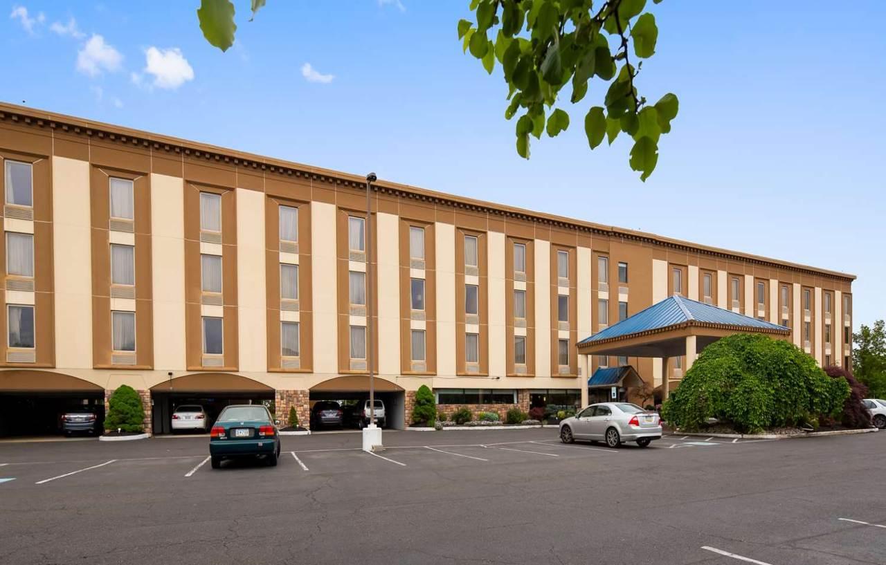 Best Western Fort Washington Inn Экстерьер фото